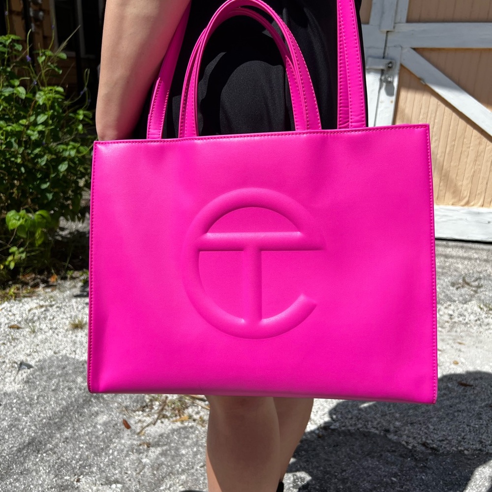 Genuine (with receipt) Medium Azalea Telfar Bag